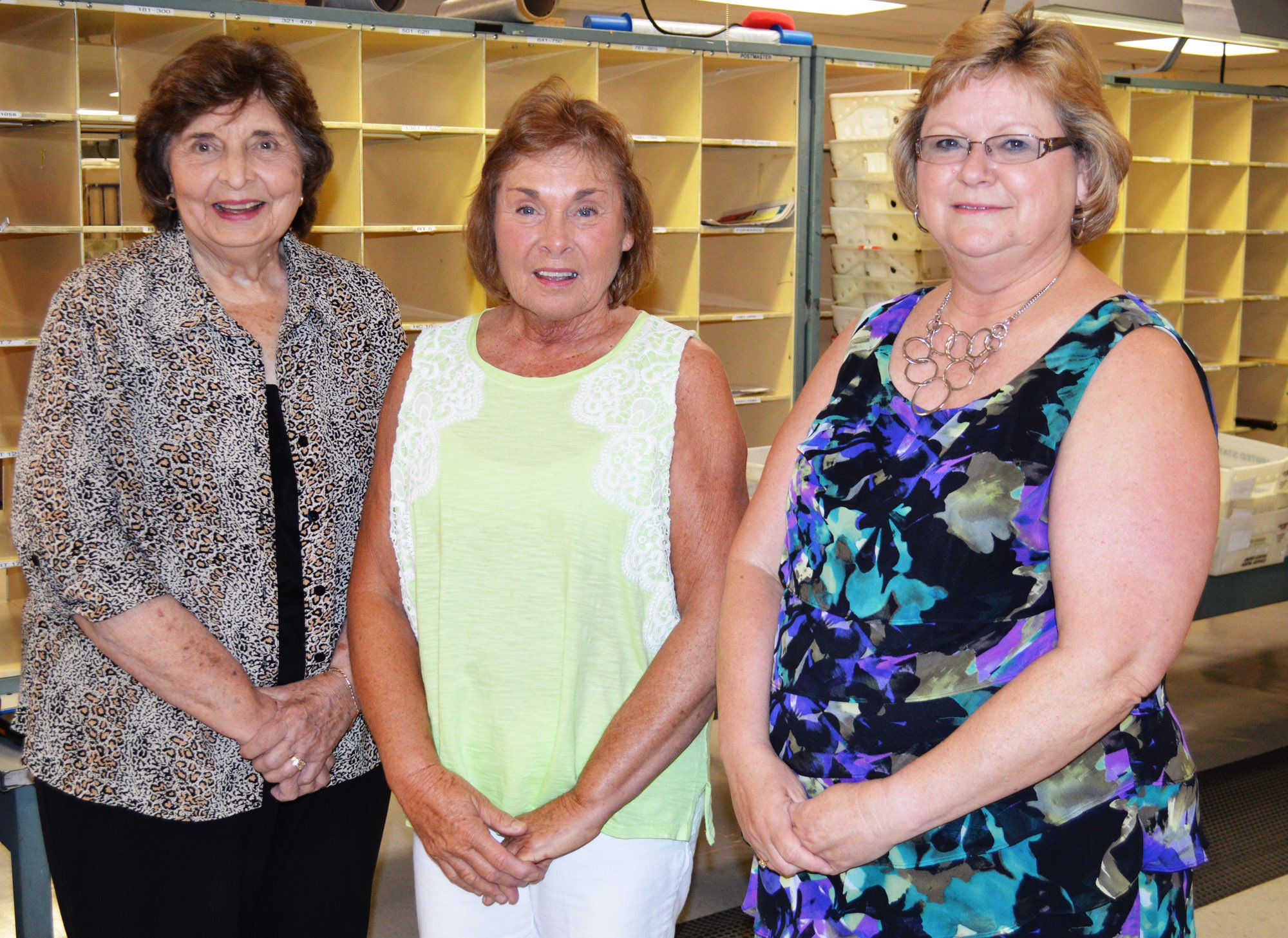 Mail Carrier Retires 6
